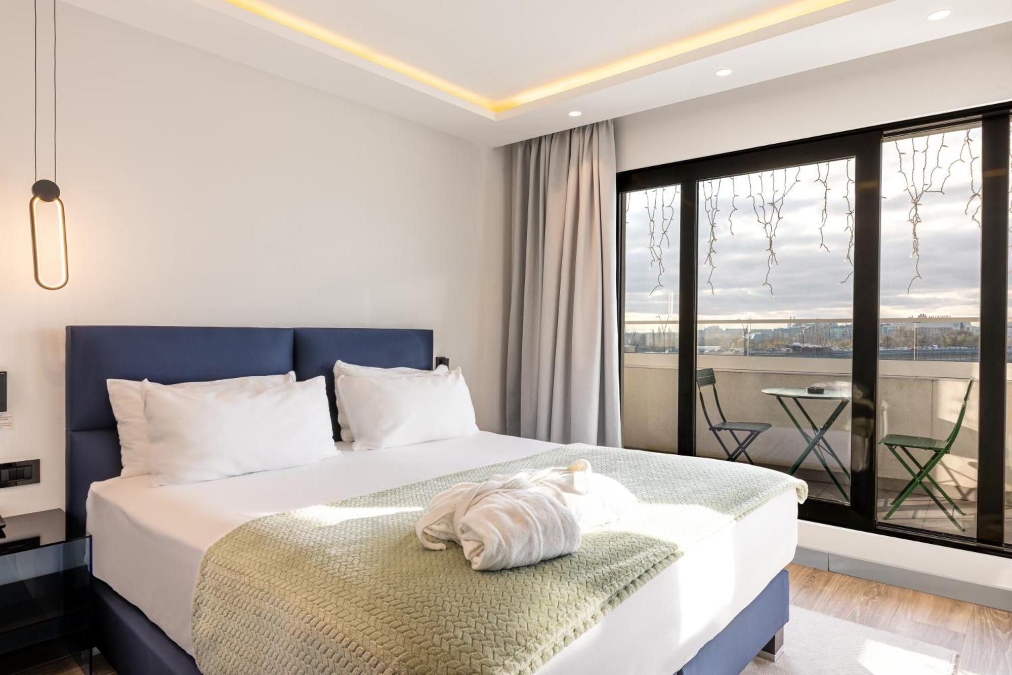 Calisi Hotel 贝尔格莱德 外观 照片