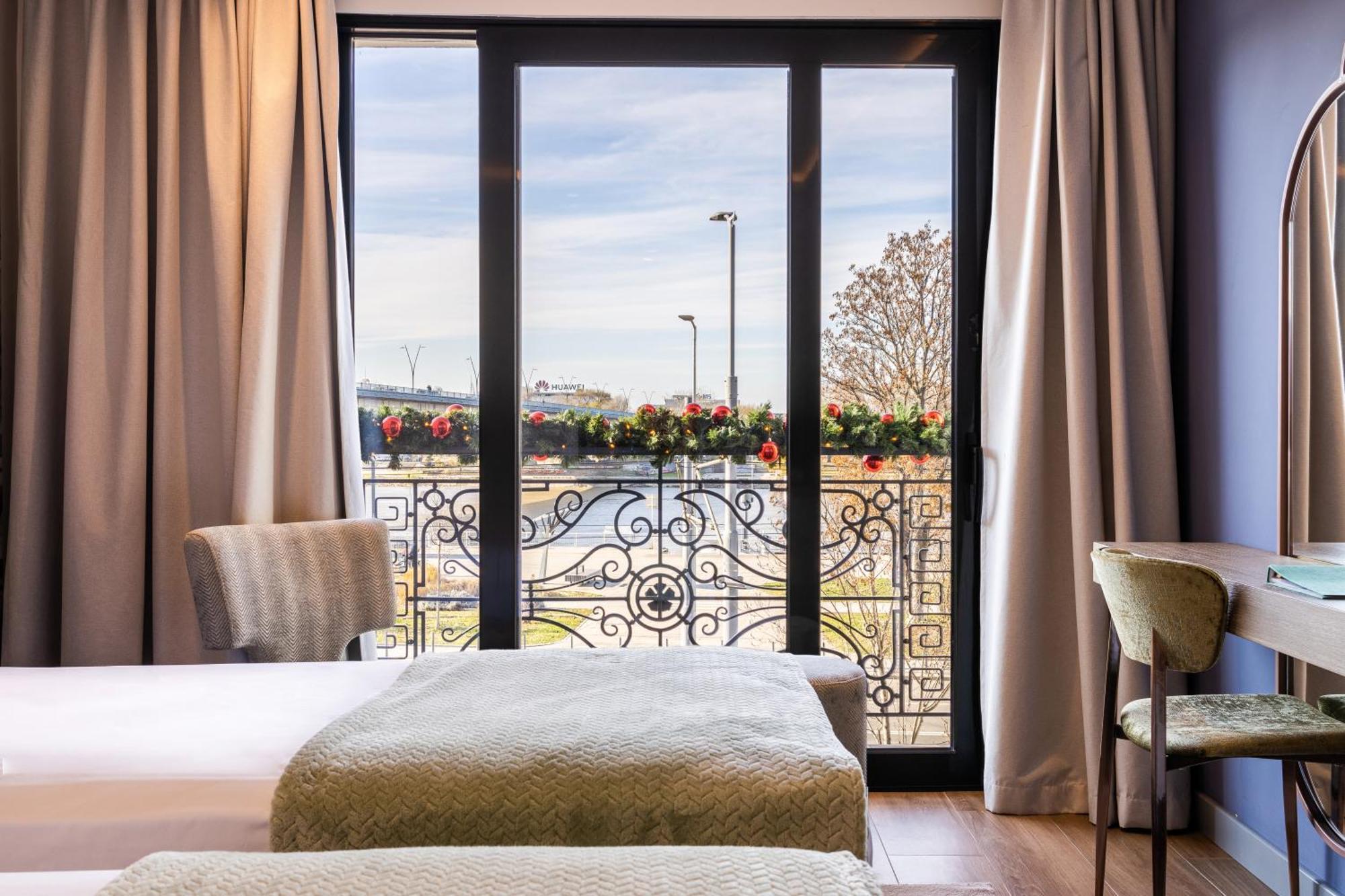 Calisi Hotel 贝尔格莱德 外观 照片